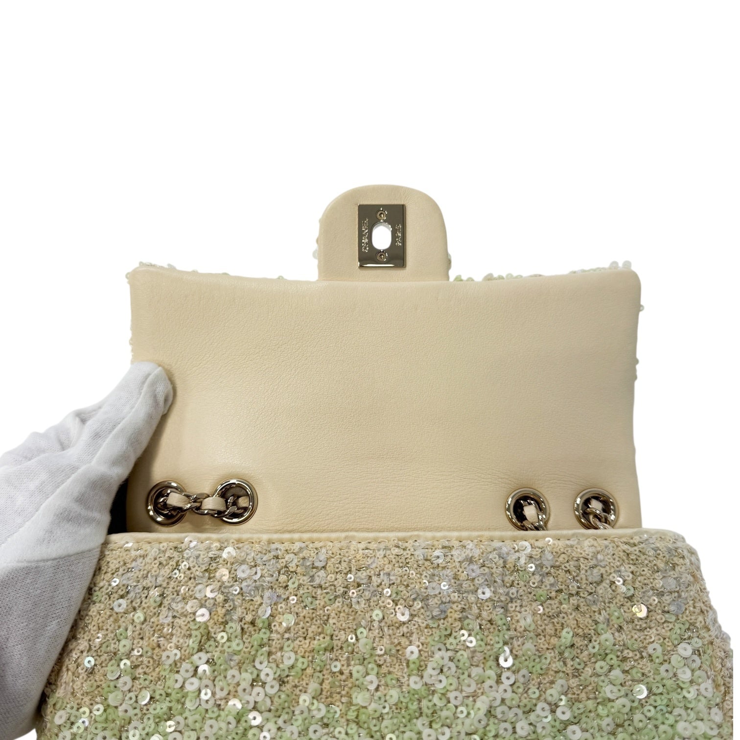 シャネル ライトグリーン スパンコール チェーンショルダー バッグ