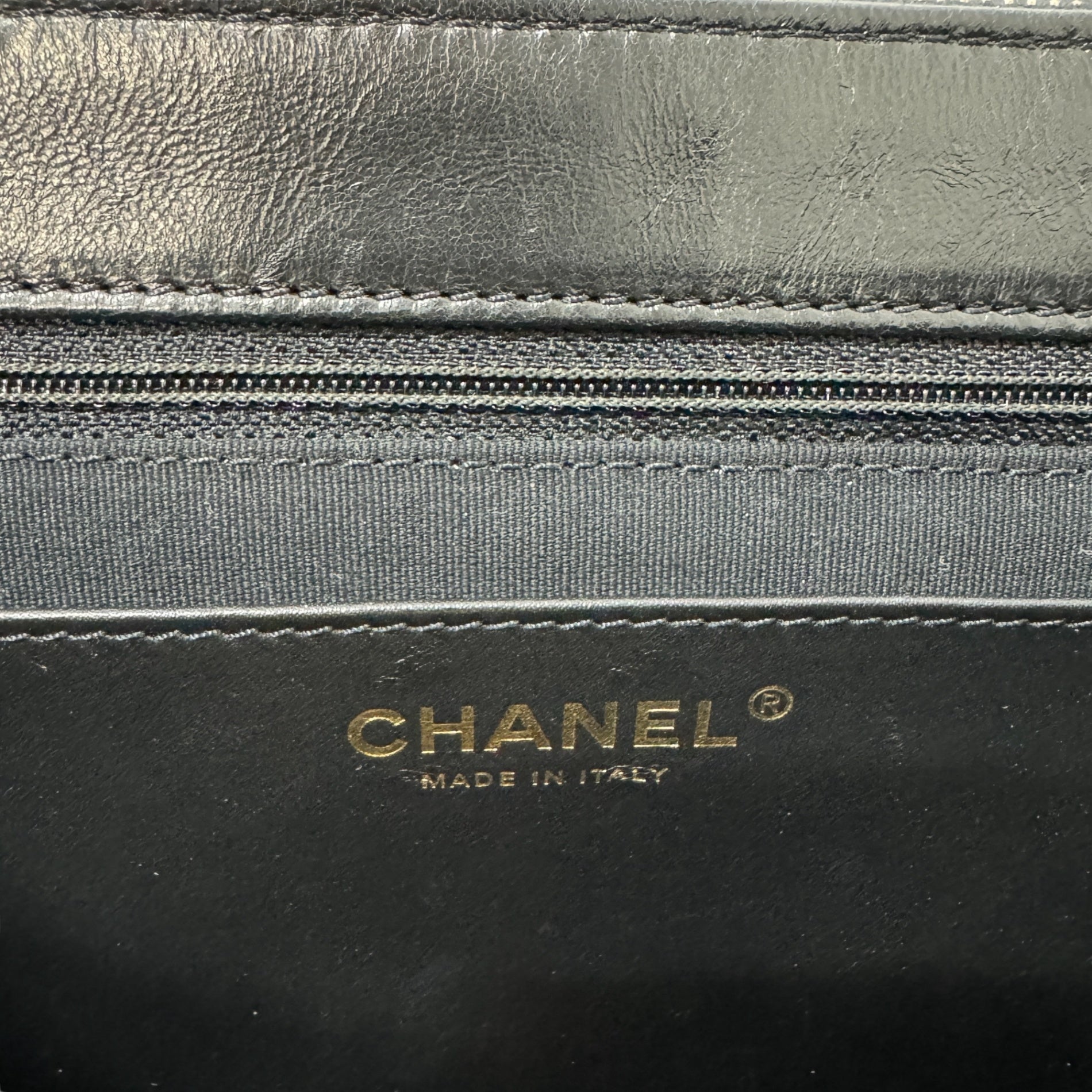 Chanel Matelasse Leather Chain Shoulder Bag Black Gold Hardware AS3393