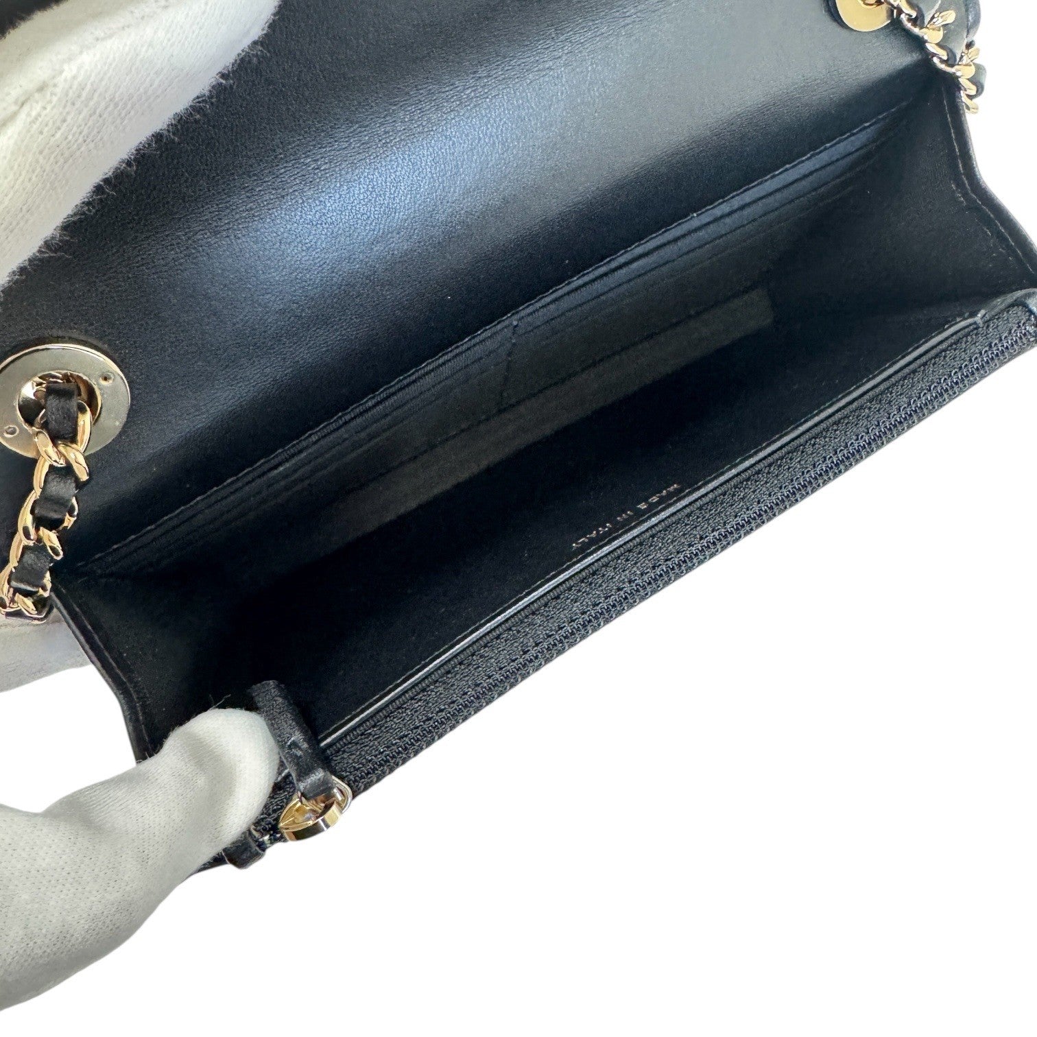 シャネル　トレンディCC ラムスキン　チェーンウォレット　ブラック　ゴールド金具