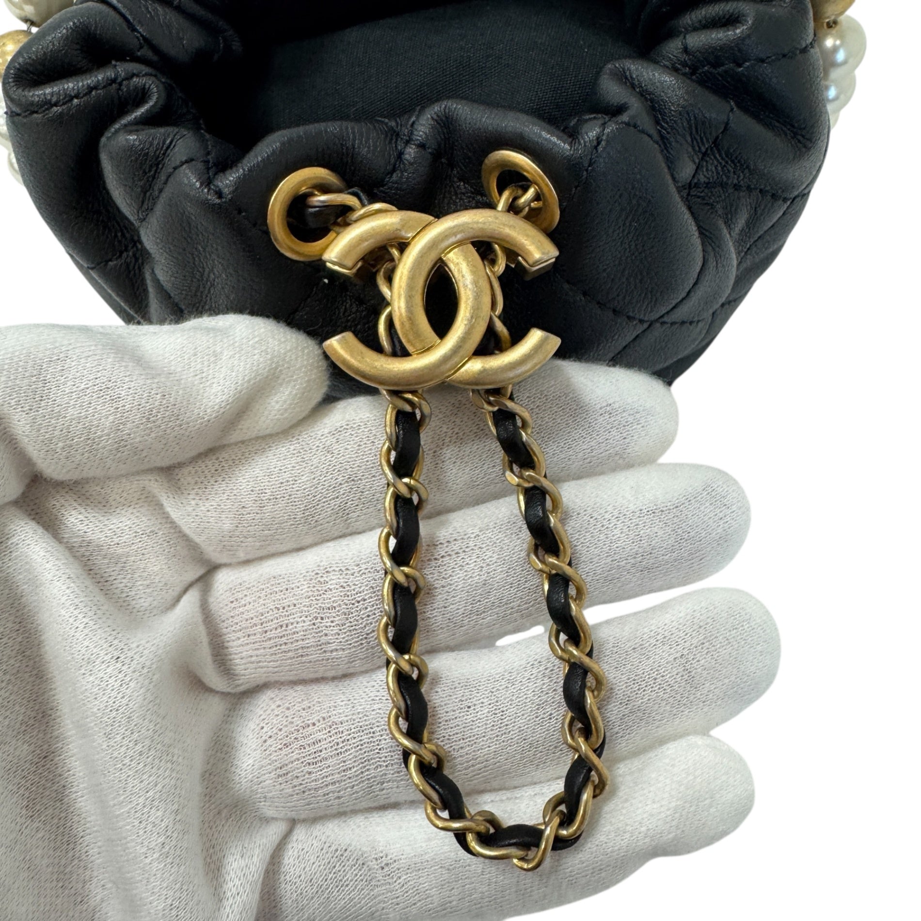 Chanel pearl chain shoulder